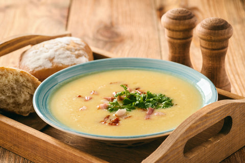 Kartoffelsuppe im Glas